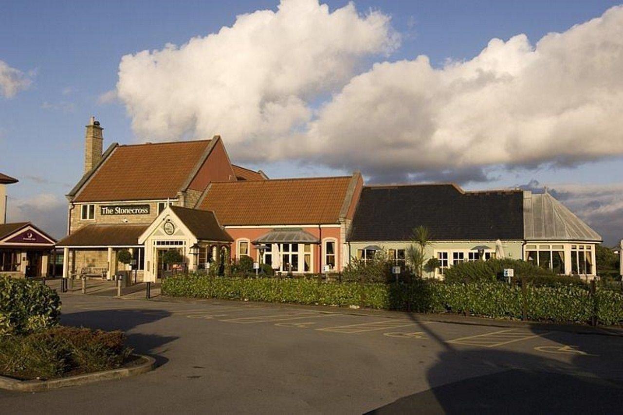 Premier Inn Haydock Park/M6 J23 Warrington Exterior foto